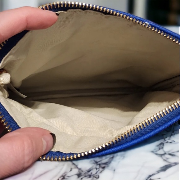 Dooney And Bourke 🦆🦆🦆KC Royals Crossbody NWT - Picture 4 of 4